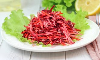 Кремлёвская хряпа - любимый овощной салат Брежнева из маринованной капусты
